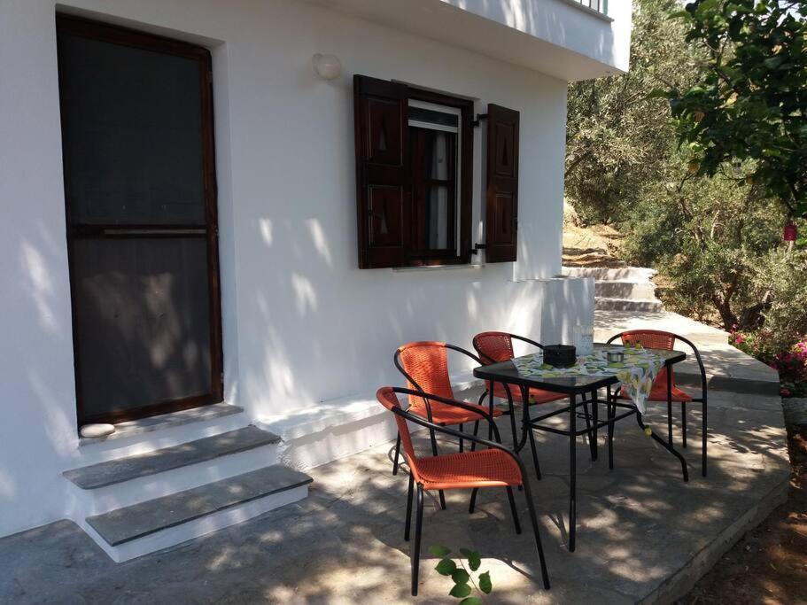 Grandpa Simos' Traditional Guest House Agios Romanos Exterior foto