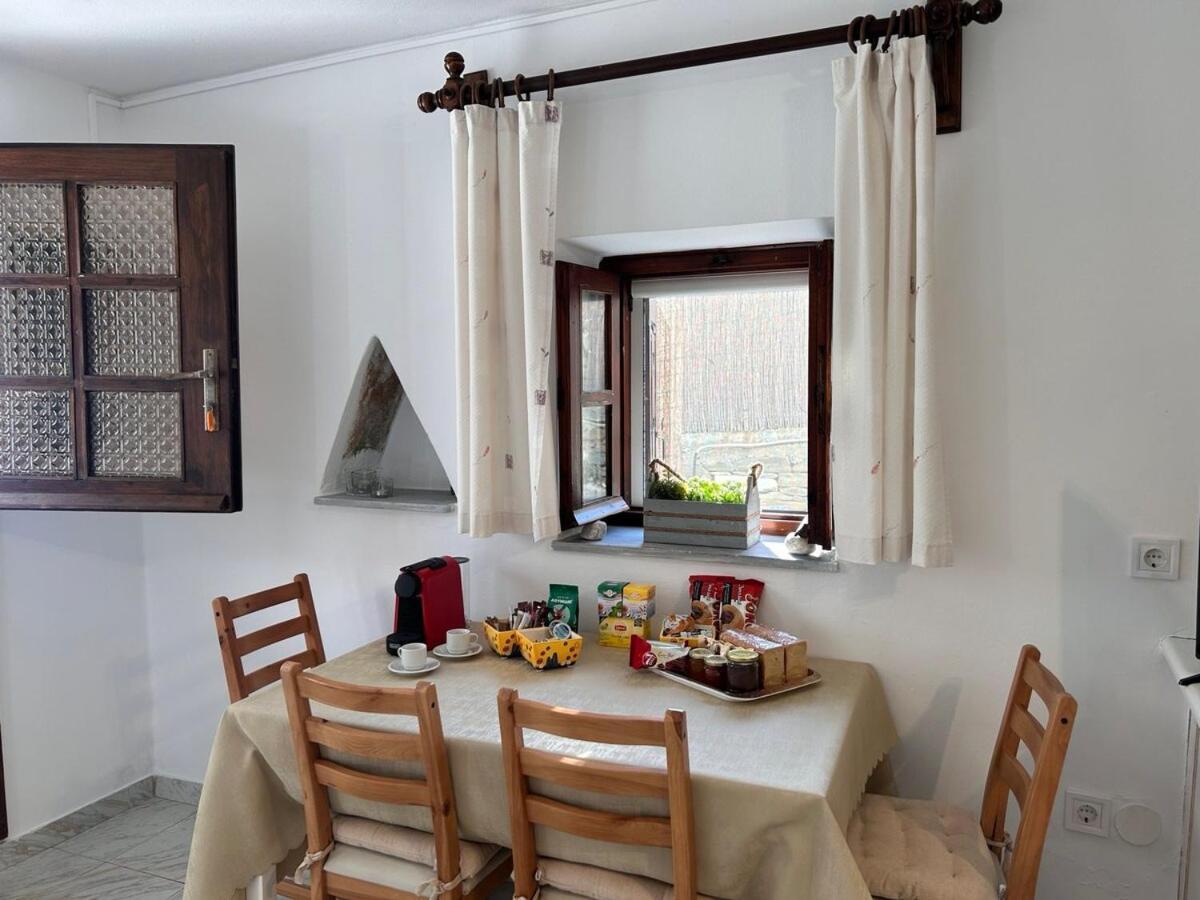 Grandpa Simos' Traditional Guest House Agios Romanos Exterior foto